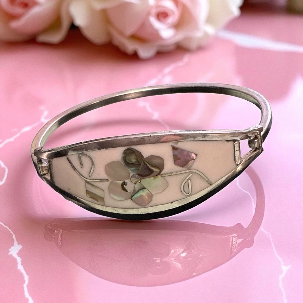 Alpaca Inlaid Abalone Silver Floral Bracelet - Picture 1 of 4